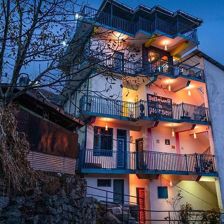 Flyaway Hostel ماكليود غانج المظهر الخارجي الصورة