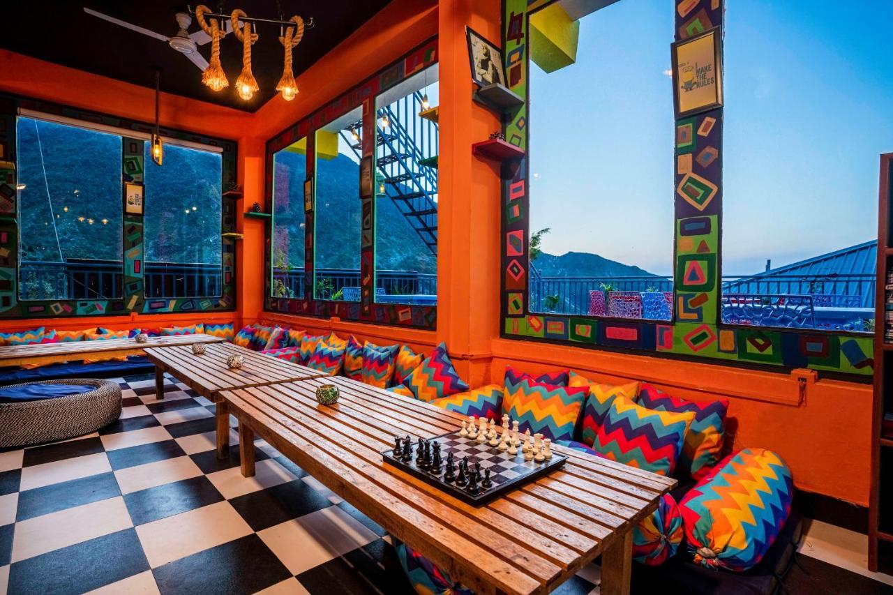 Flyaway Hostel ماكليود غانج المظهر الخارجي الصورة